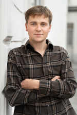 Portraitfoto des Mitarbeiters Fabian Ebner